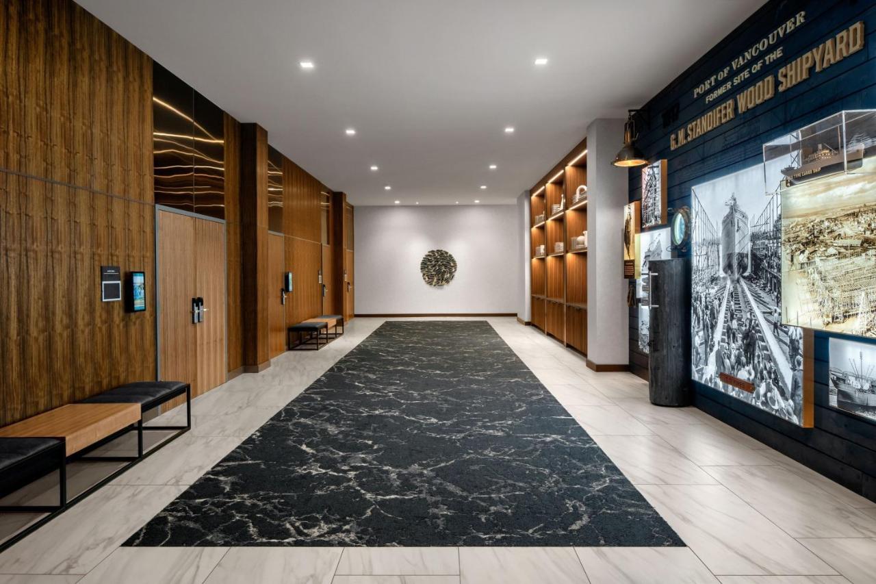 Ac Hotel By Marriott Vancouver Waterfront Экстерьер фото